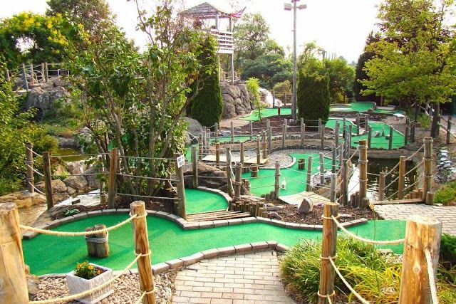 Happy Valley Mini Golf